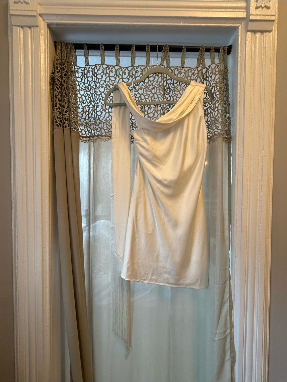 Abercrombie white Cream Mini Dress with Scarf - Picture 4 of 6